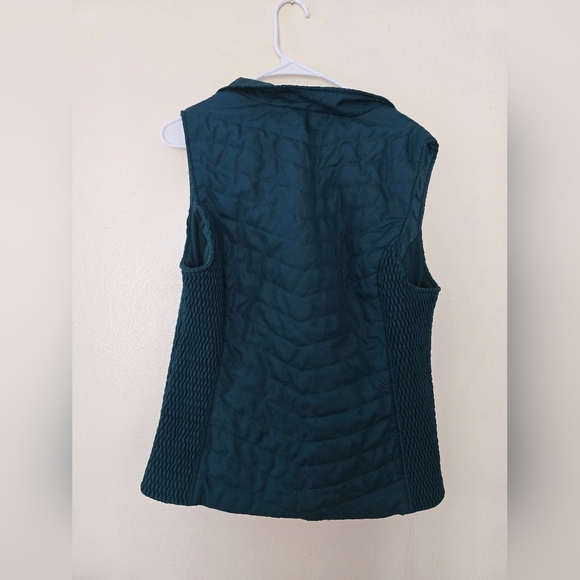 Christopher & Banks Green Quilted Vest - Picture 3 of 4